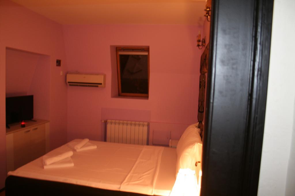 Vila Hedonija Belgrade Chambre photo